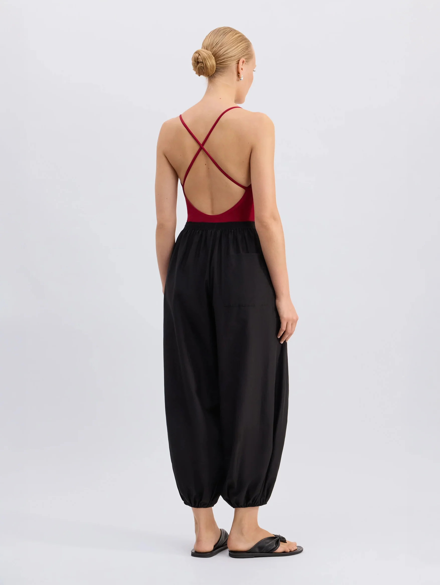 Almaya Balloon Pant in Black - Image 5