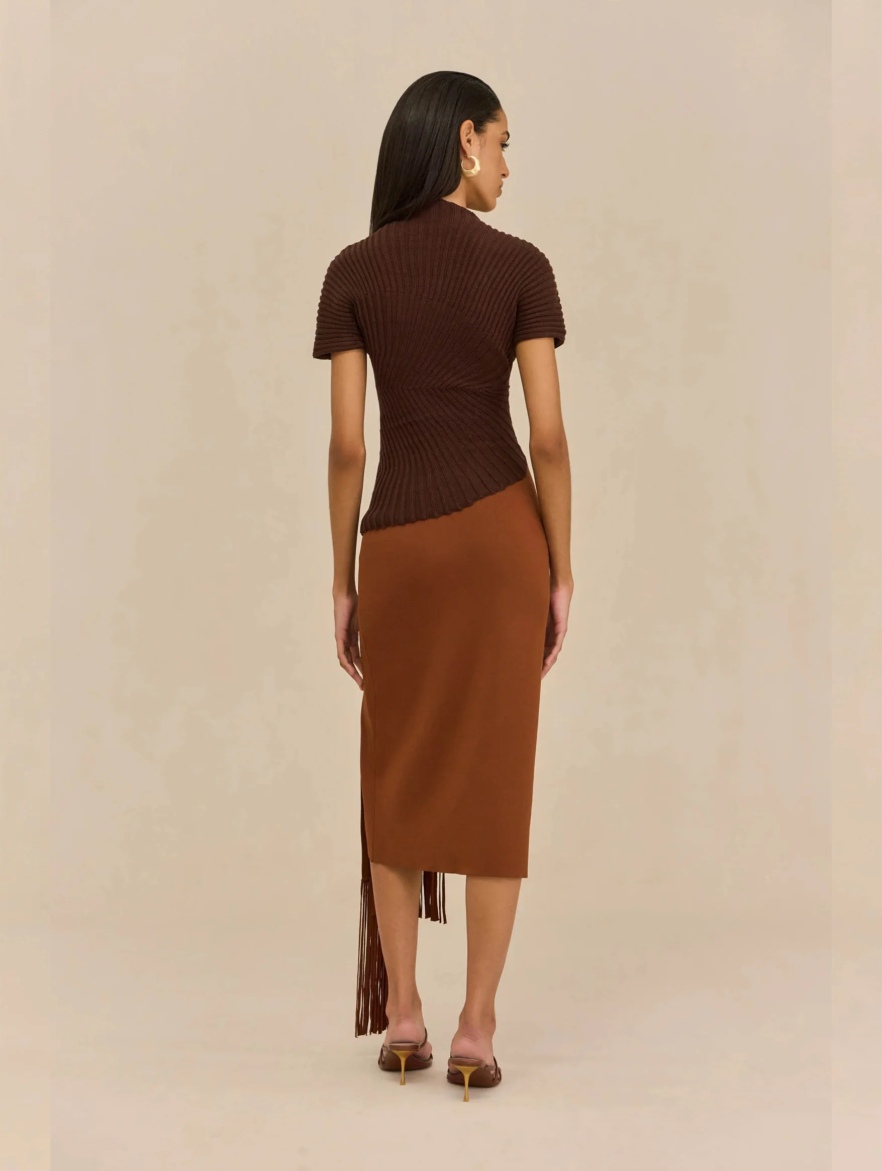 Annemie Top in Java - Image 4