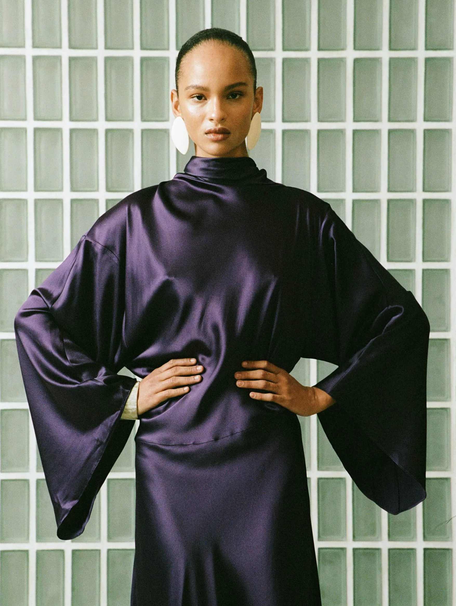 Bayamo Silk Satin Dress in Purple - Image 4