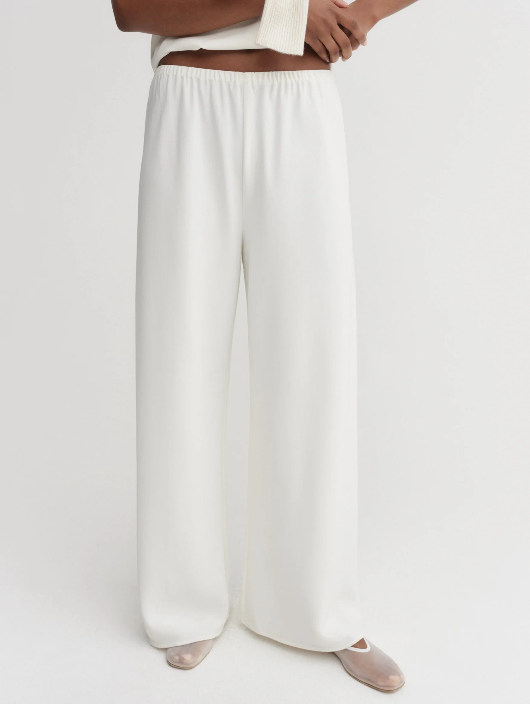 Bea Crepe Pants in Cream - Image 3