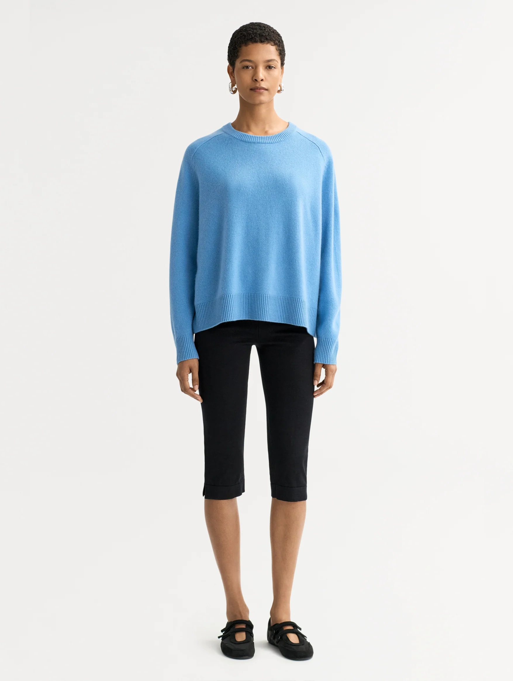 Boyfriend Cashmere Crewneck Sweater in Azure - Image 2