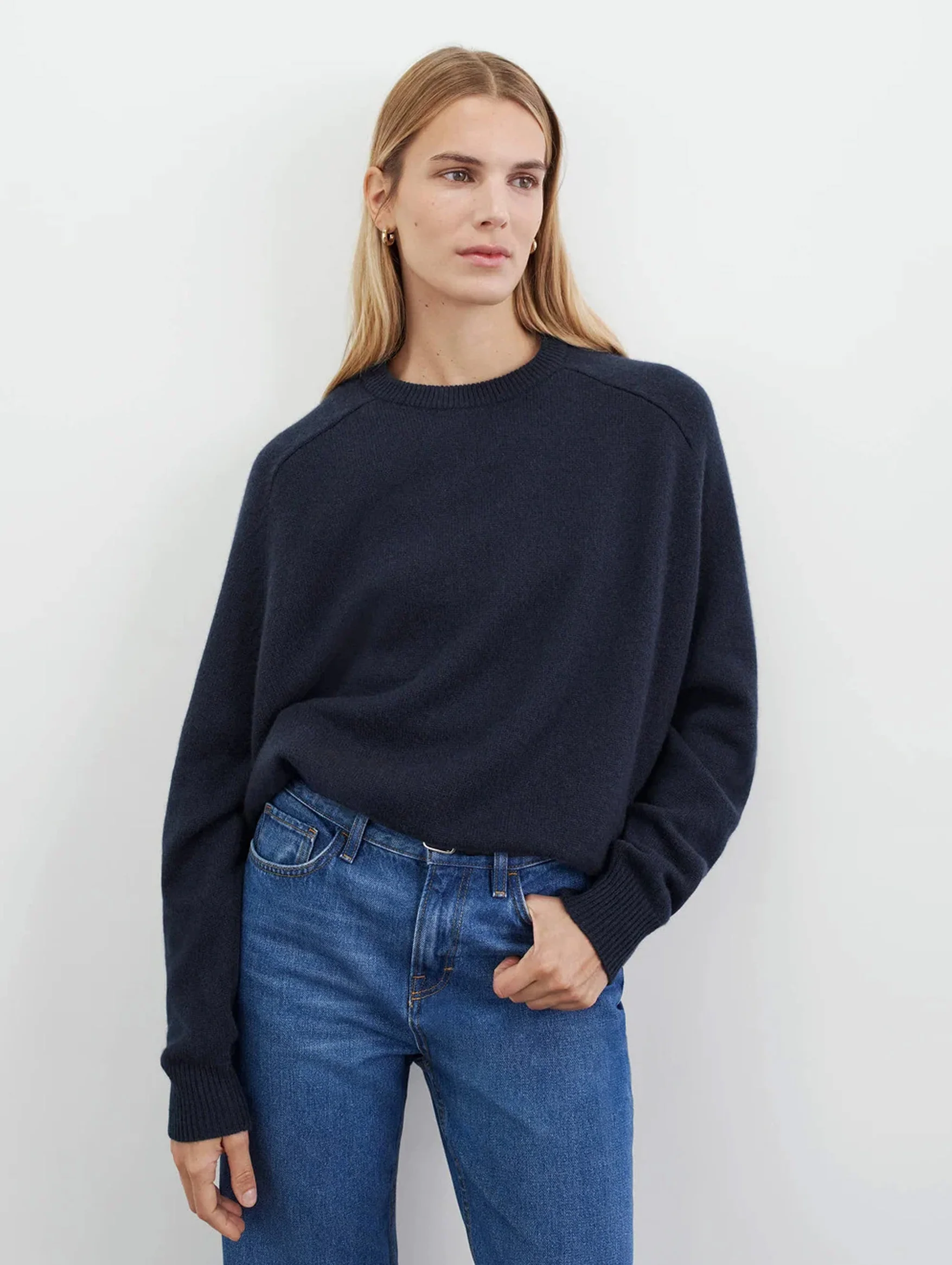 Boyfriend Cashmere Crewneck Sweater in Navy - Image 2
