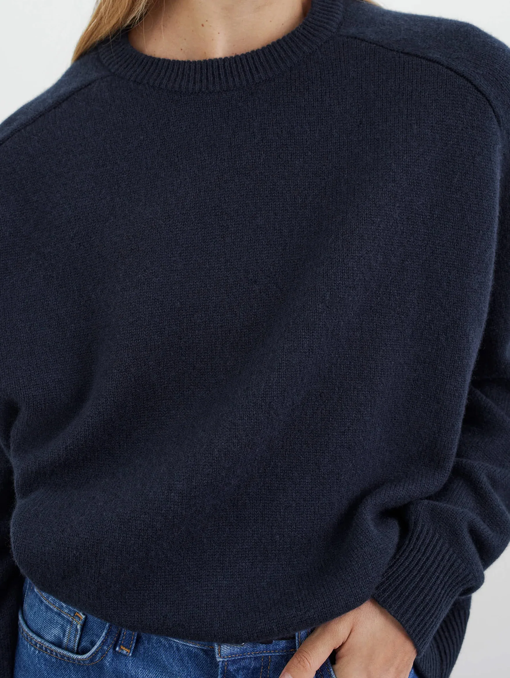 Boyfriend Cashmere Crewneck Sweater in Navy - Image 4