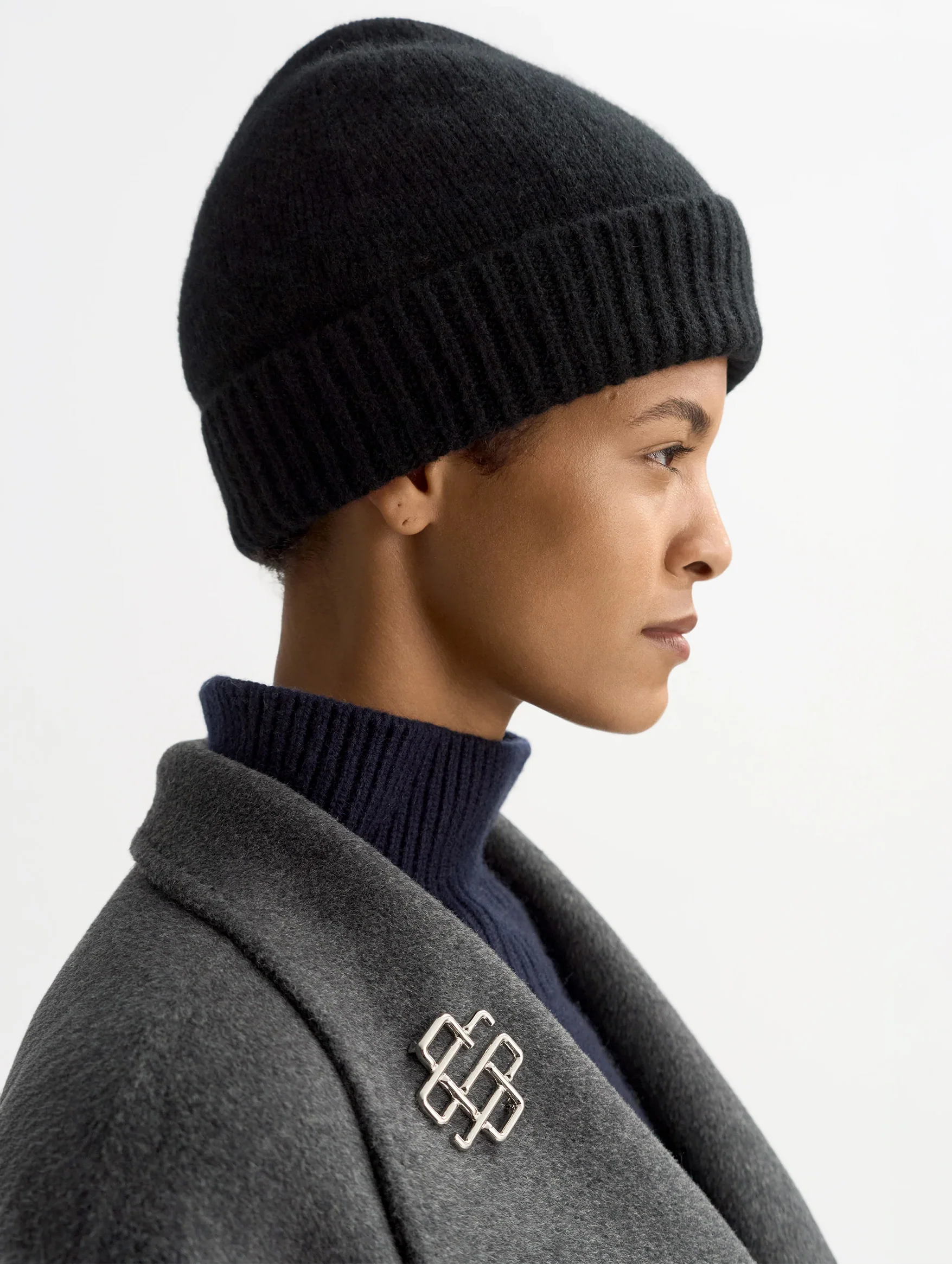 Chunky Beanie in Black - Image 2