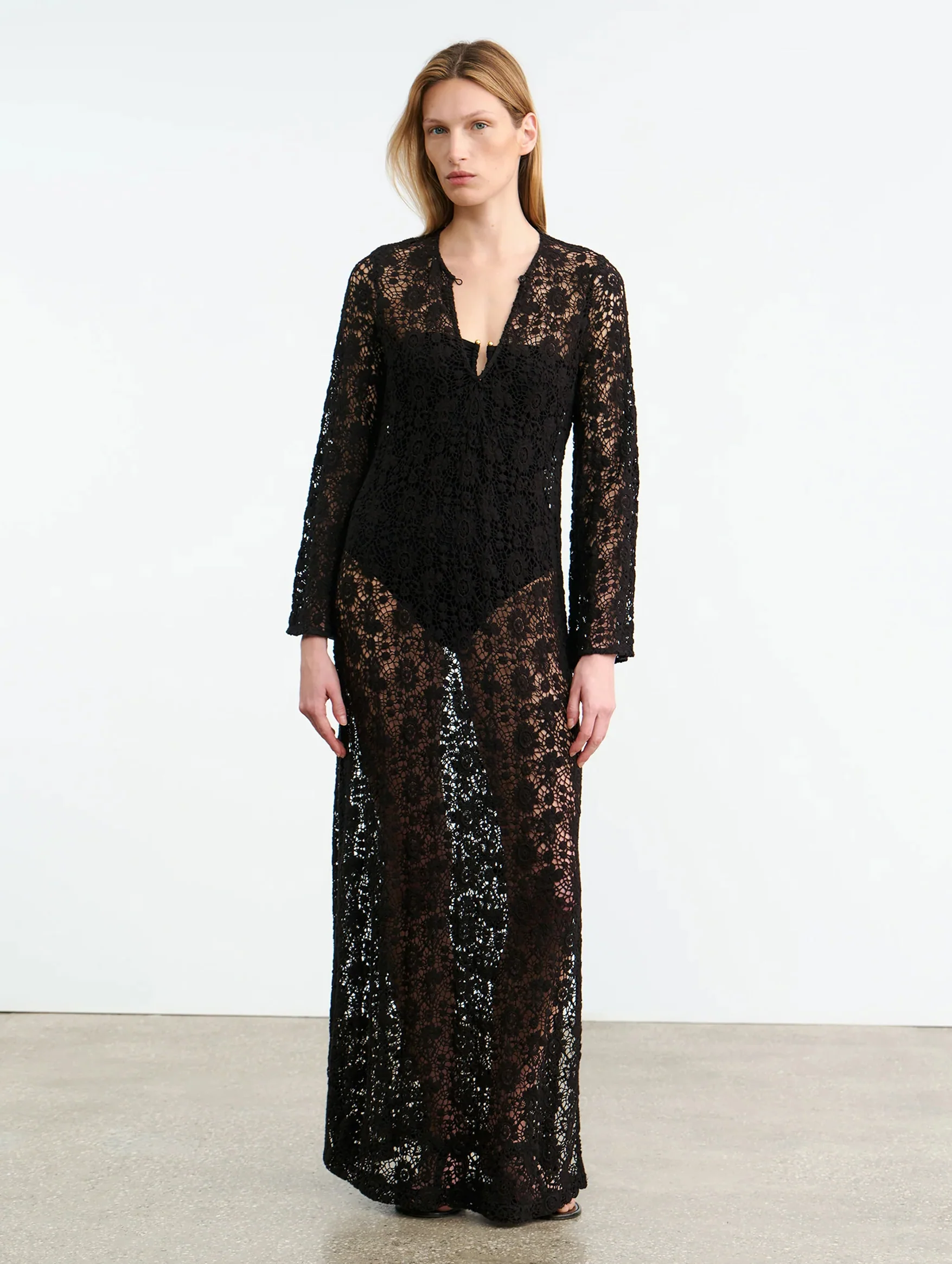 Della Dress in Black - Image 2