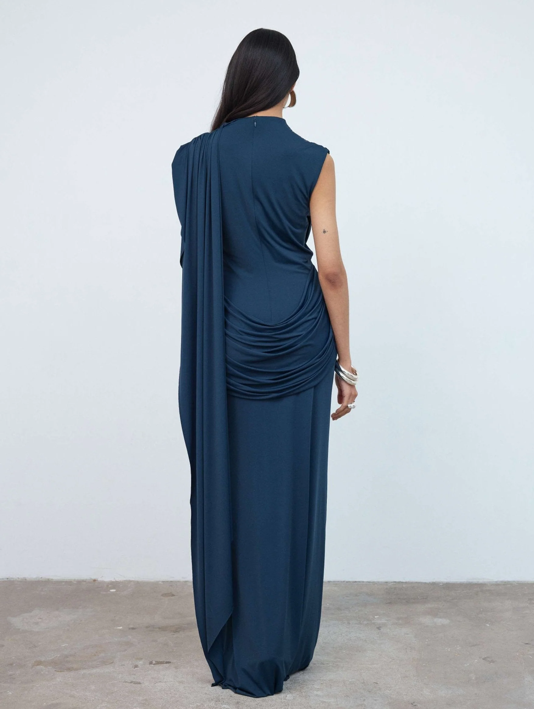 Elara Maxi Dress In Midnight - Image 4