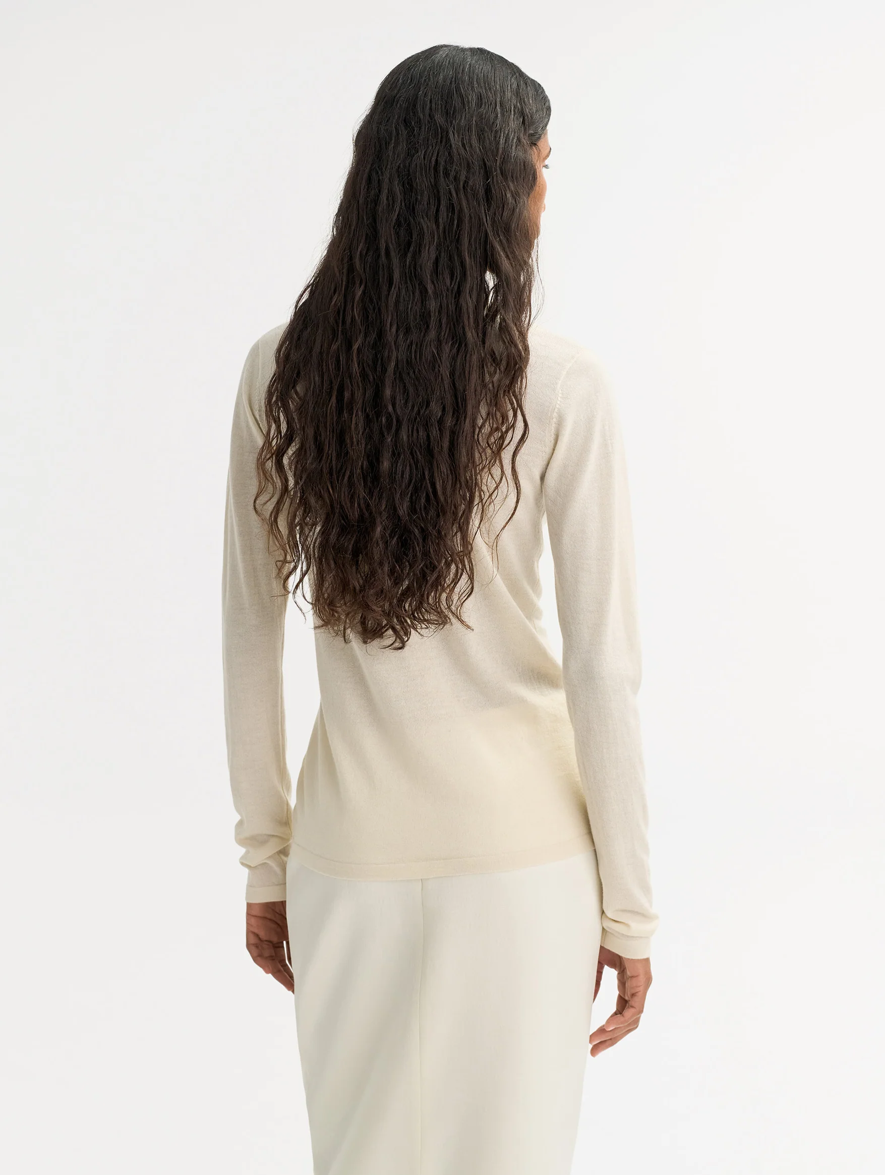 Featherlight Cashmere Silk Crewneck in Feather White - Image 4