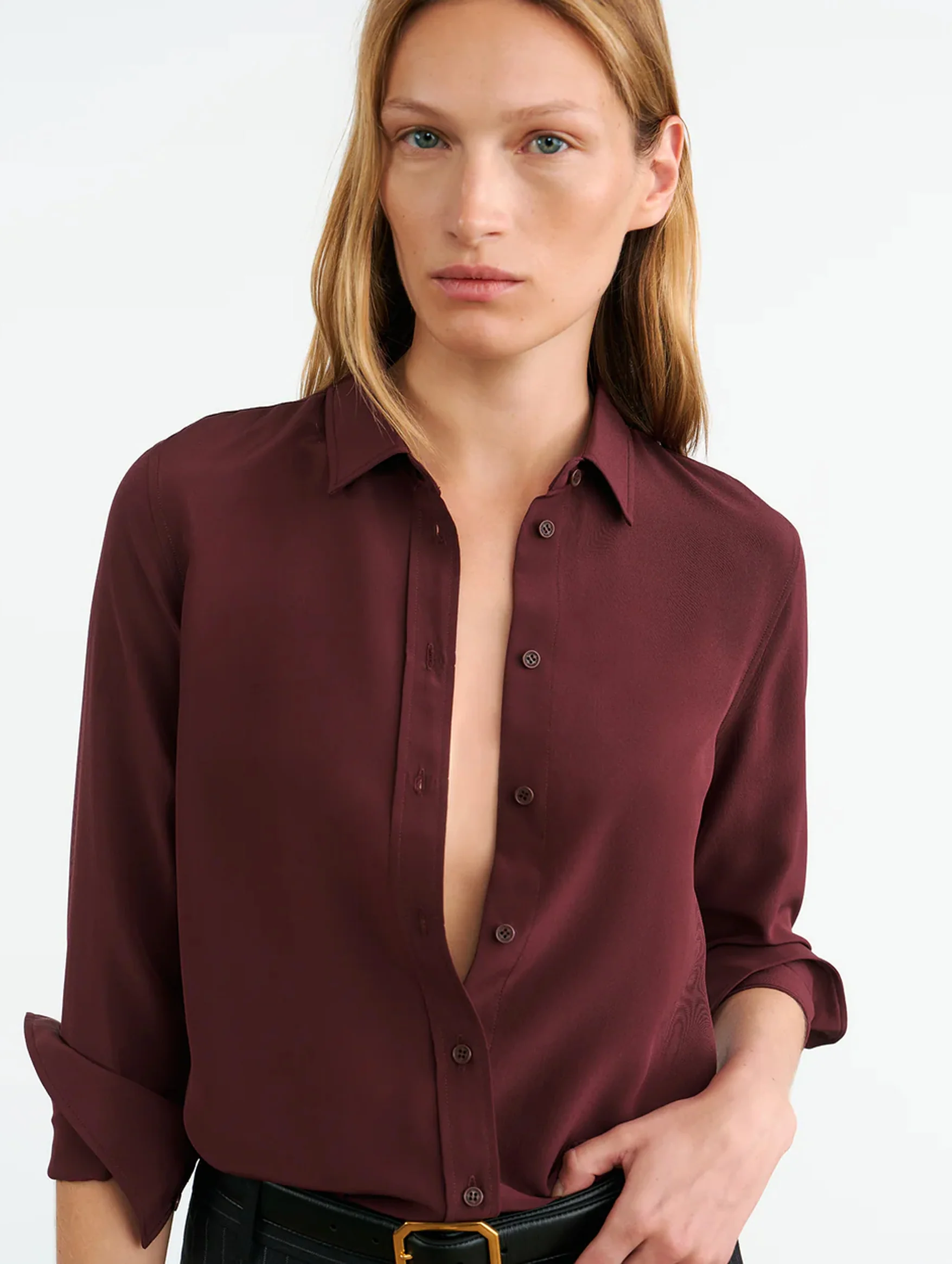 Gaia Slim Shirt in Claret - Image 4