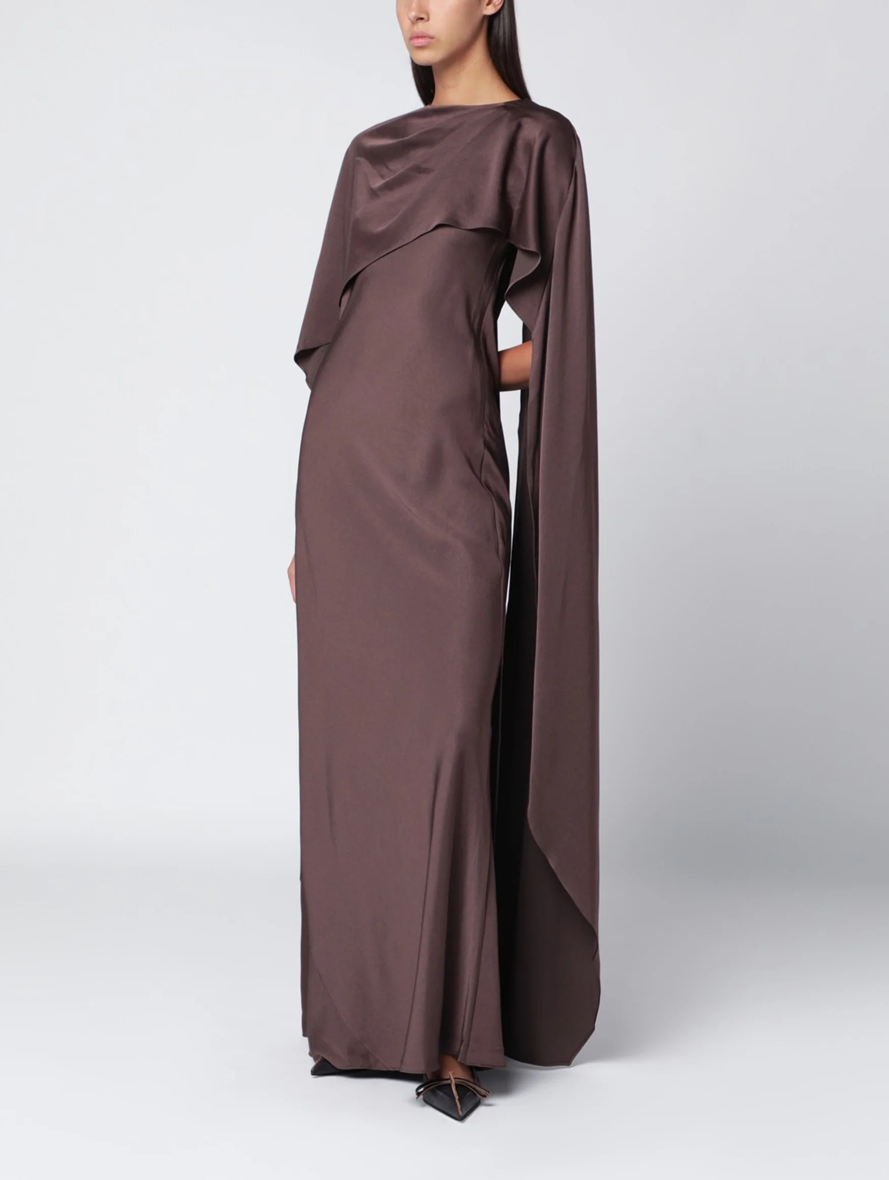 Izel Cape Gown in Chocolate - Image 3