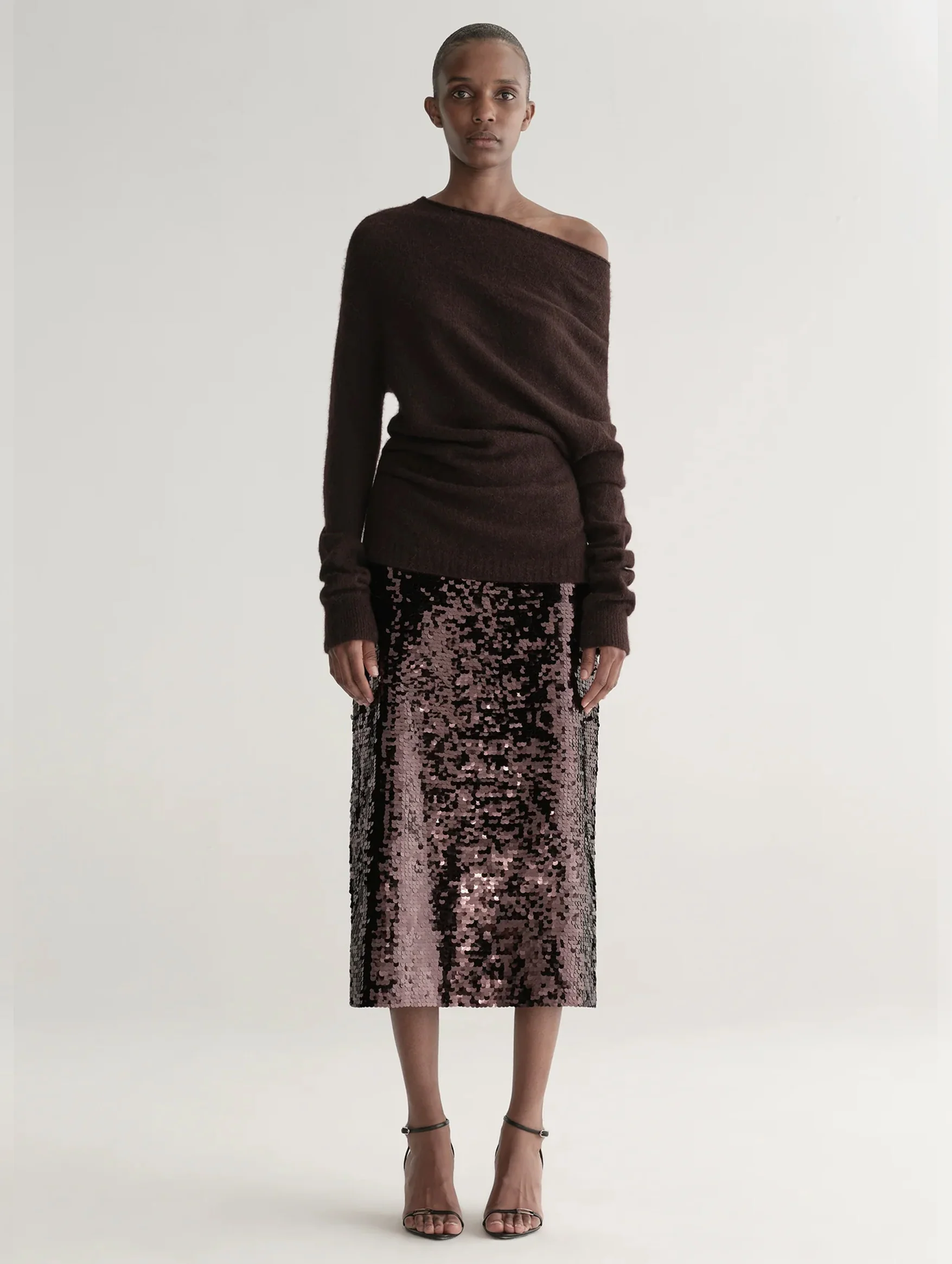 Kali Sequin Midi Skirt in Merlot - Image 2