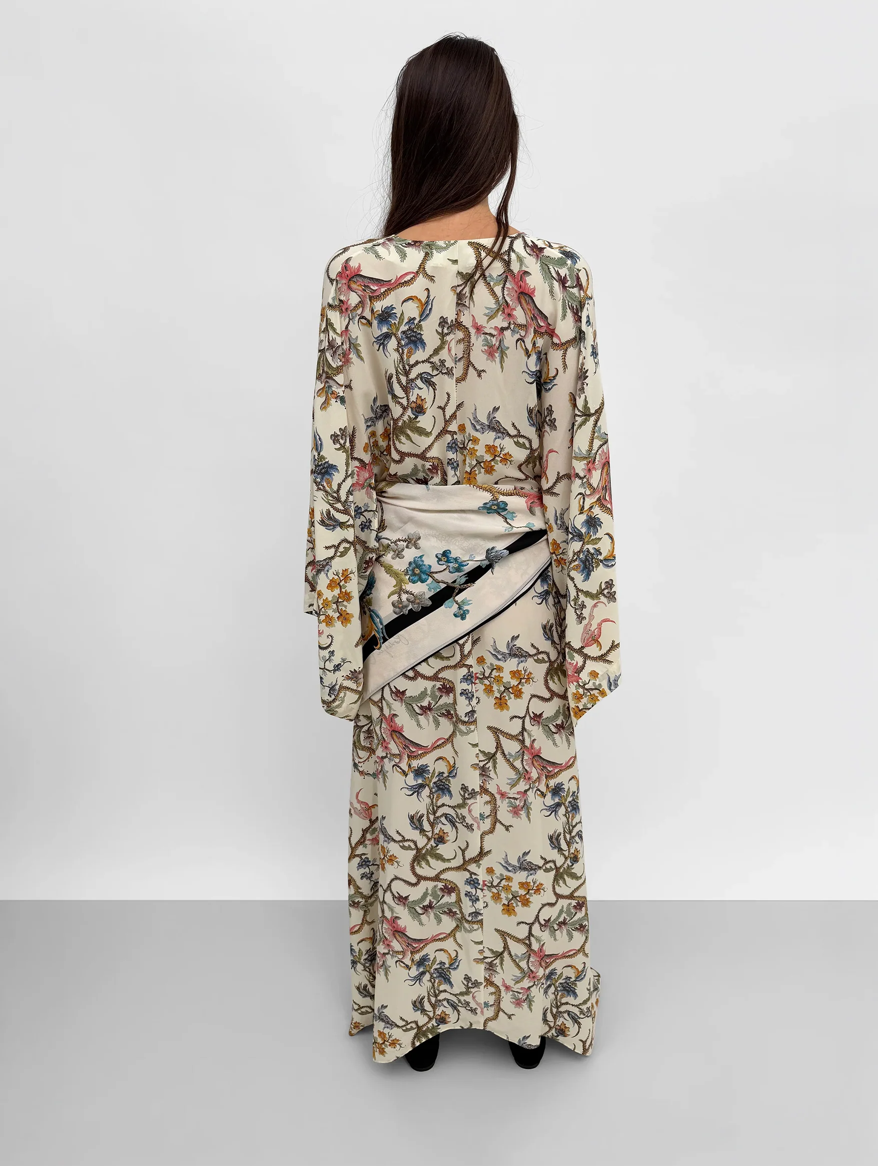 Kim Maxi Kimono Dress in Trailing - Image 3