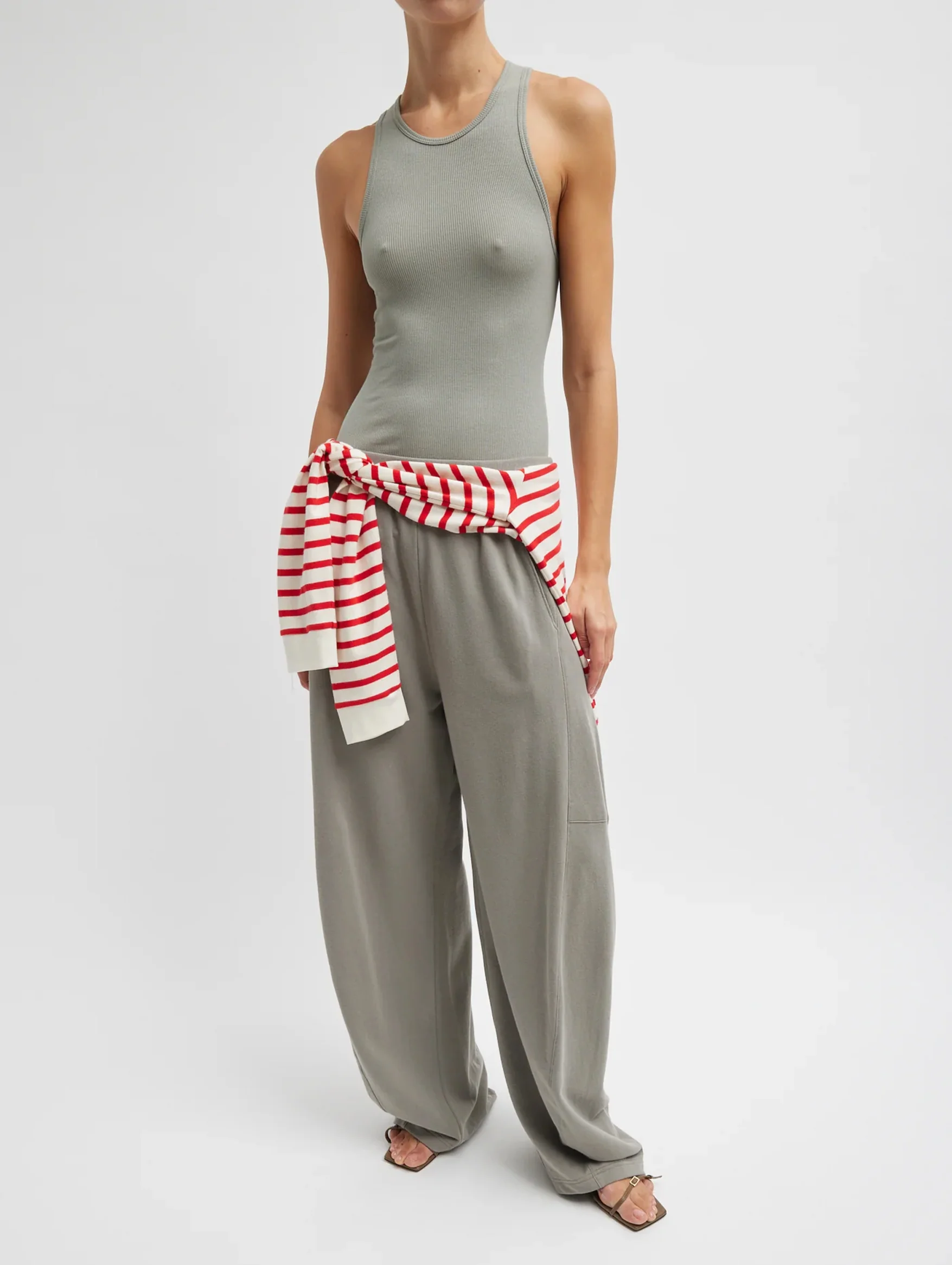 Light Weight Sweatshirting Short Winslow Pant in Dark Stone - Image 5