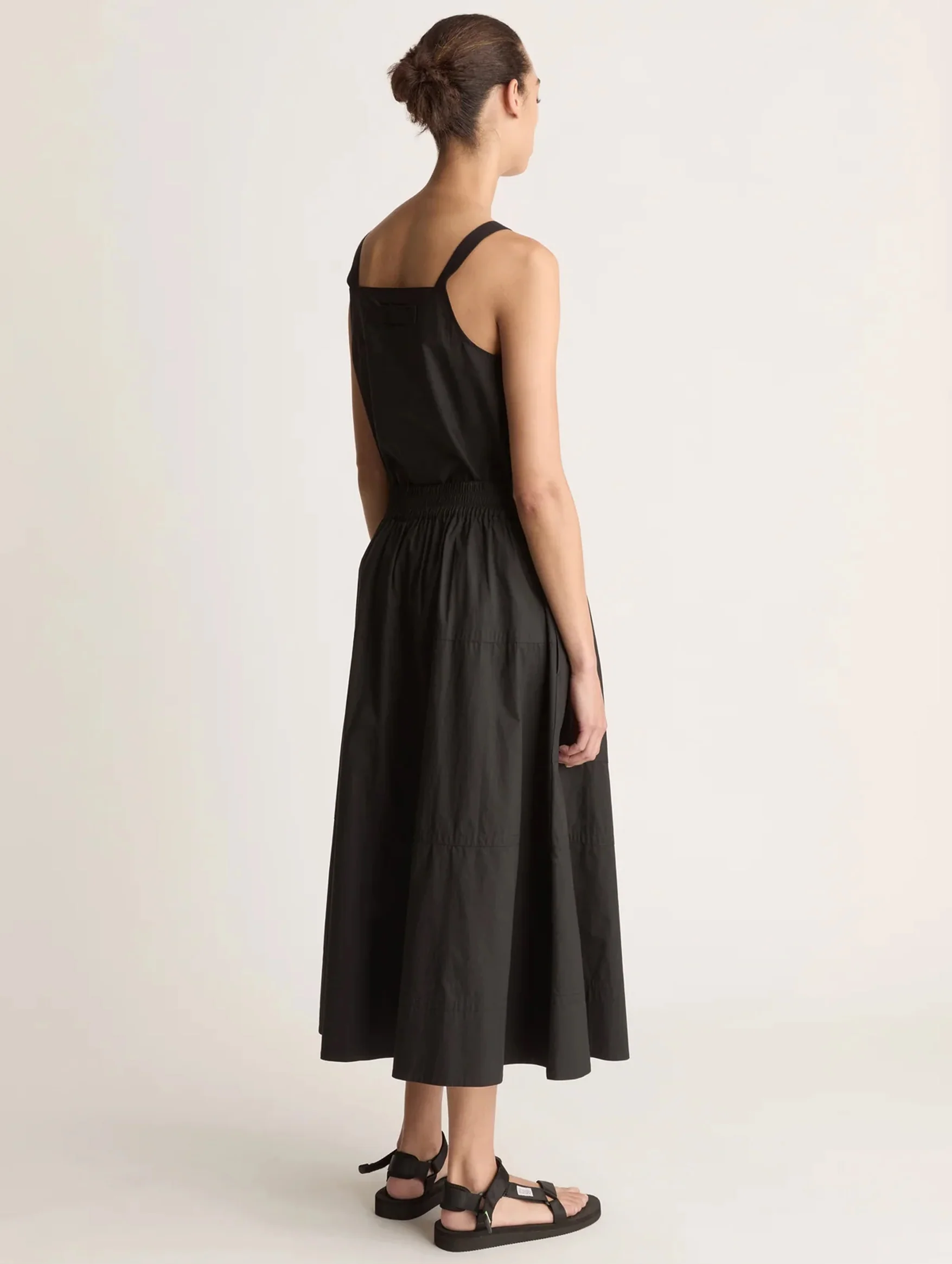 LM Poplin Flare Skirt in Black - Image 5