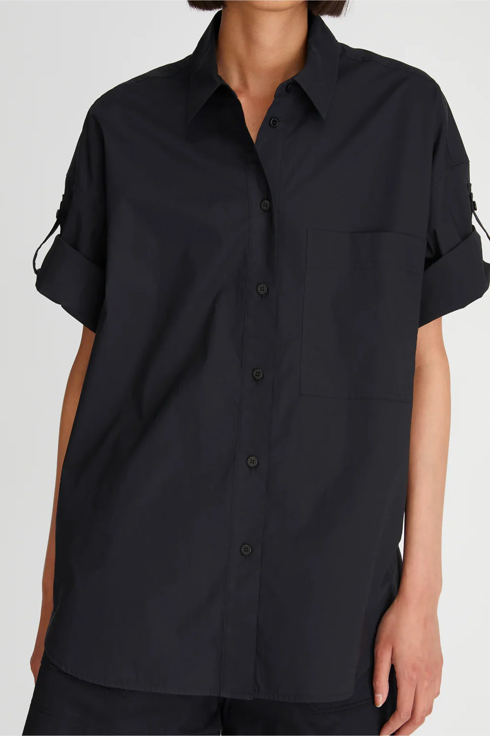 LM Poplin SS Shirt in Black - Image 5