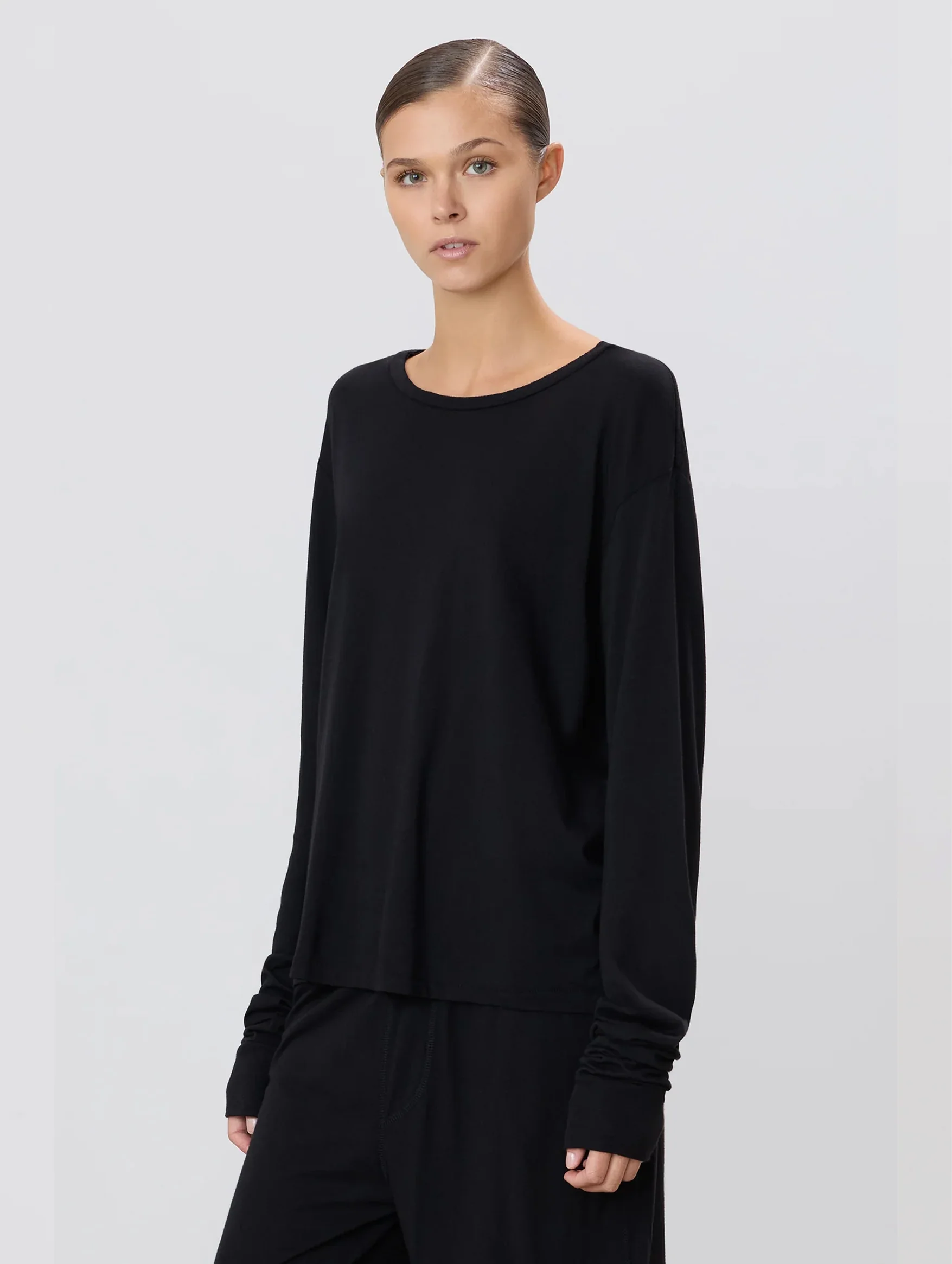 Long Sleeve Boyfriend T-Shirt in Black - Image 3