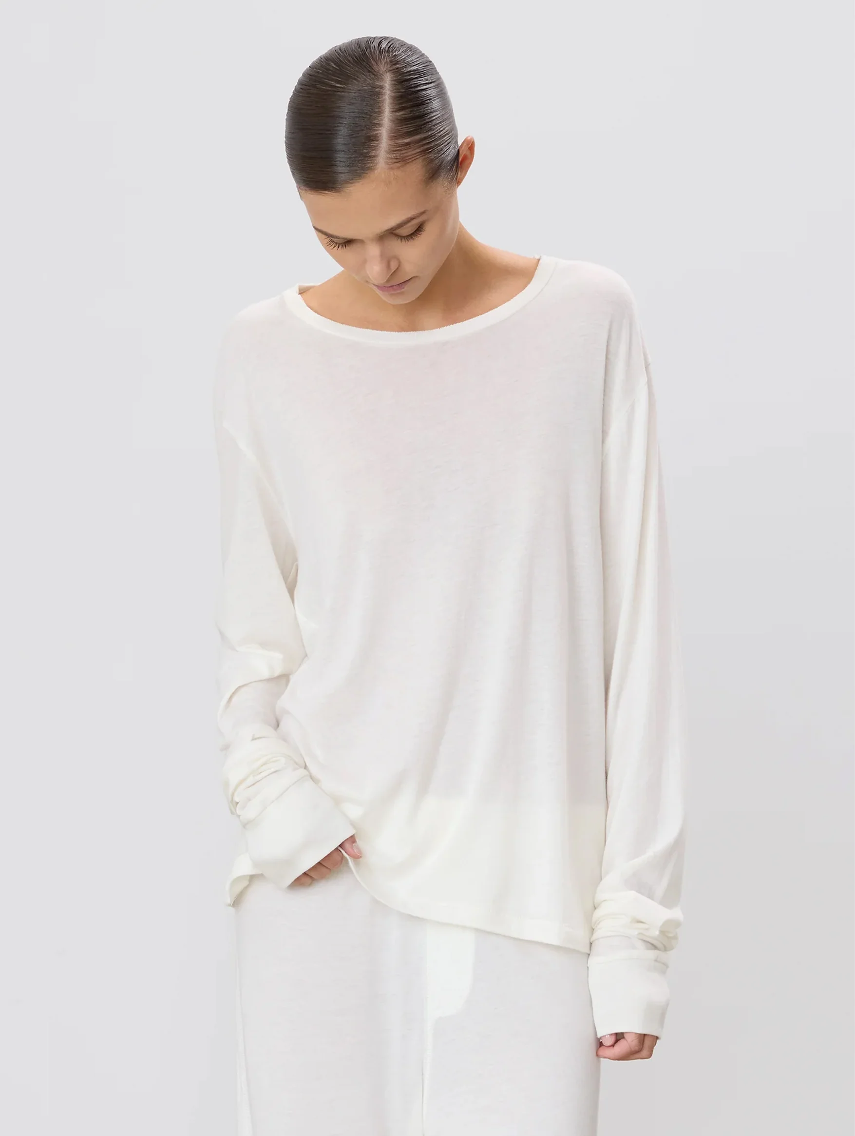 Long Sleeve Boyfriend T-Shirt in Ivory - Image 2