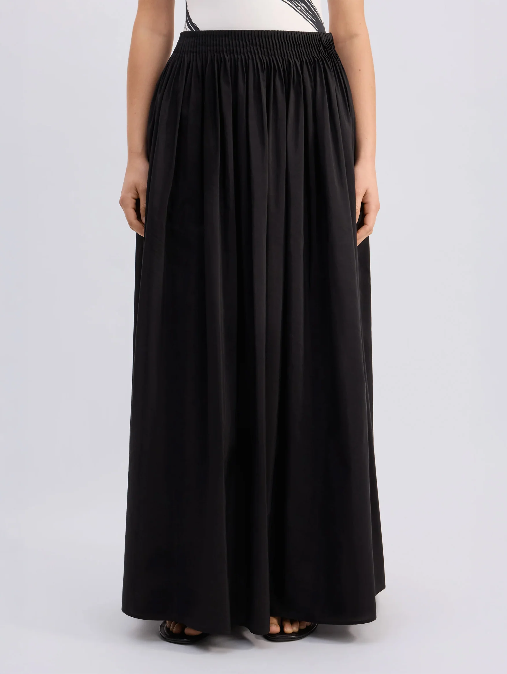 Naya Gathered Skirt in Black - Image 4