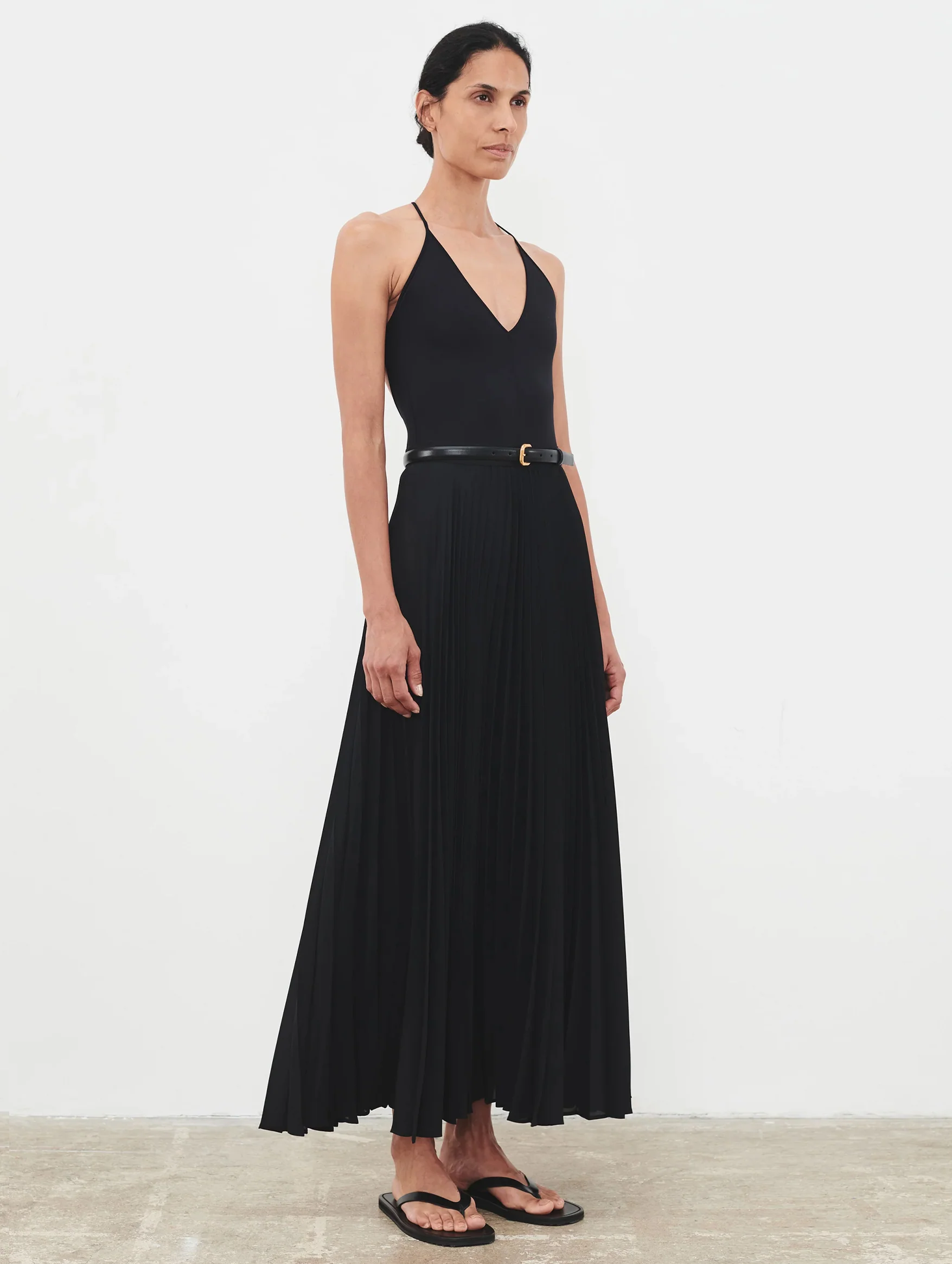 Pleated Skirt in Black - Image 3