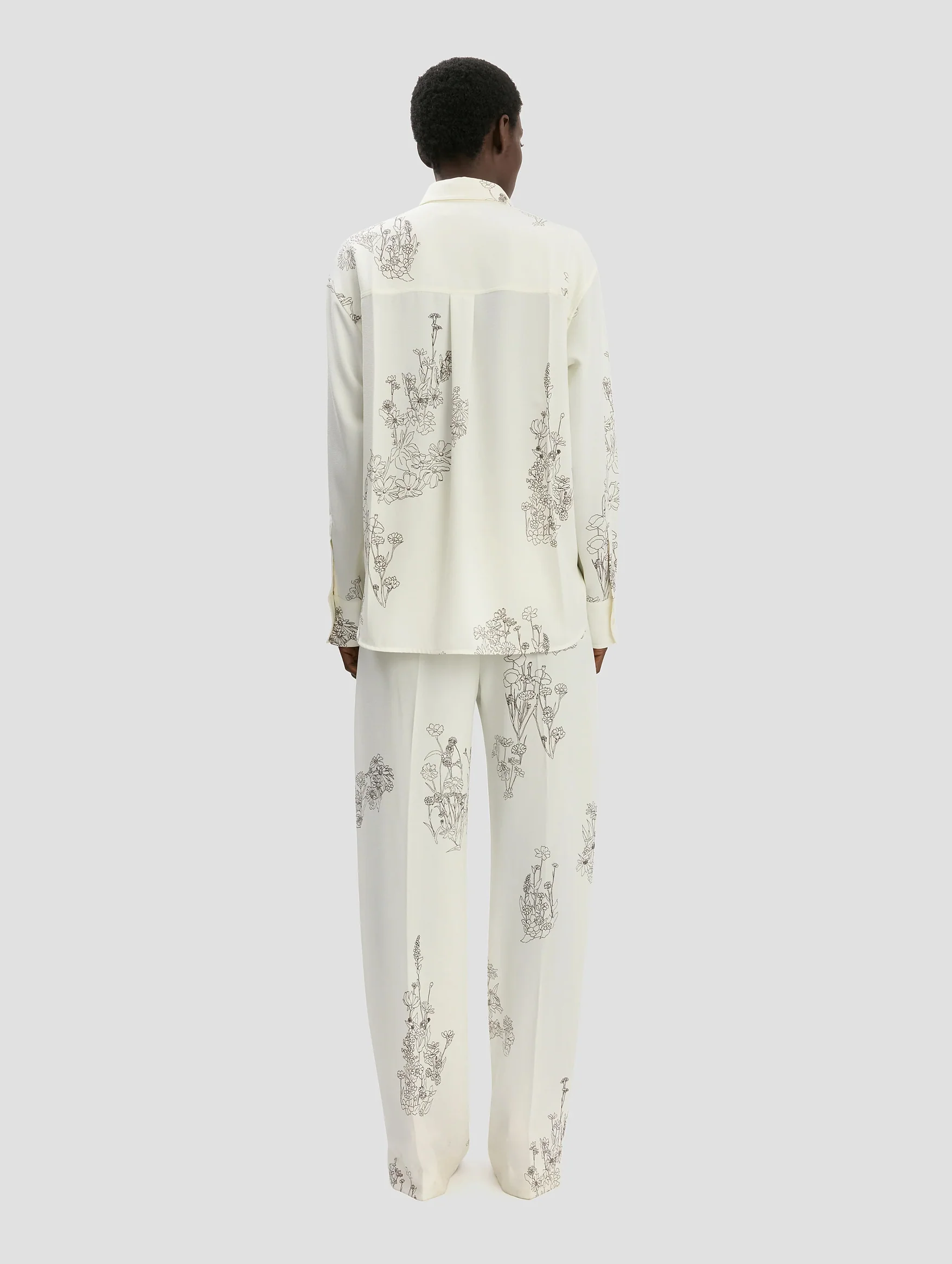 Pyjama Shirt in Off White Floral Print - Image 5