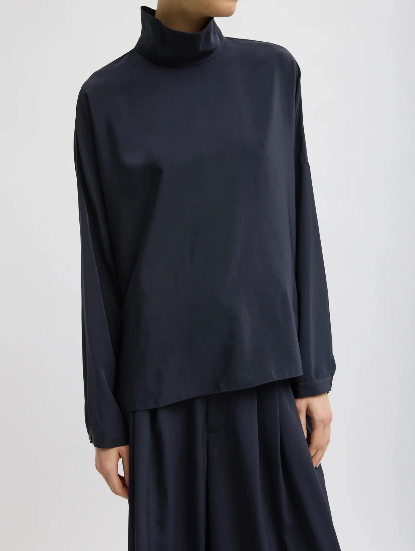 Relaxed Suiting Funnel Neck Dolman Sleeve Top in Navy