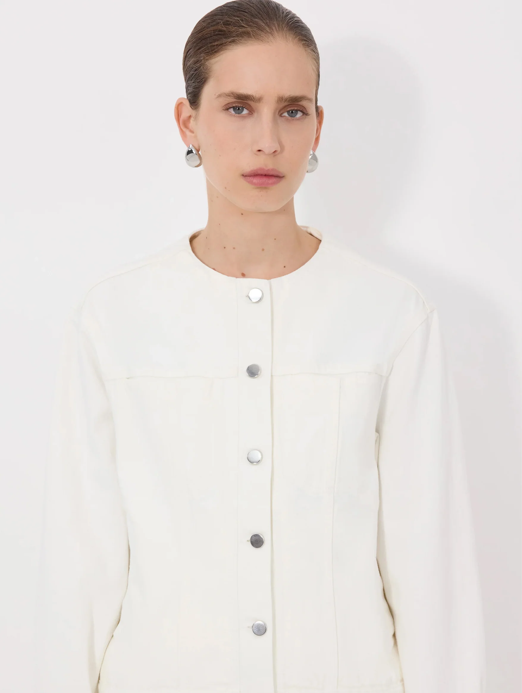 Rima Collarless Denim Jacket in Ivory - Image 4