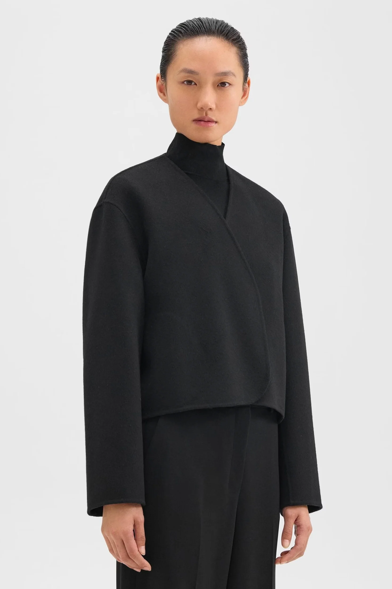 Rounded Crop Jacket in Black - Image 4
