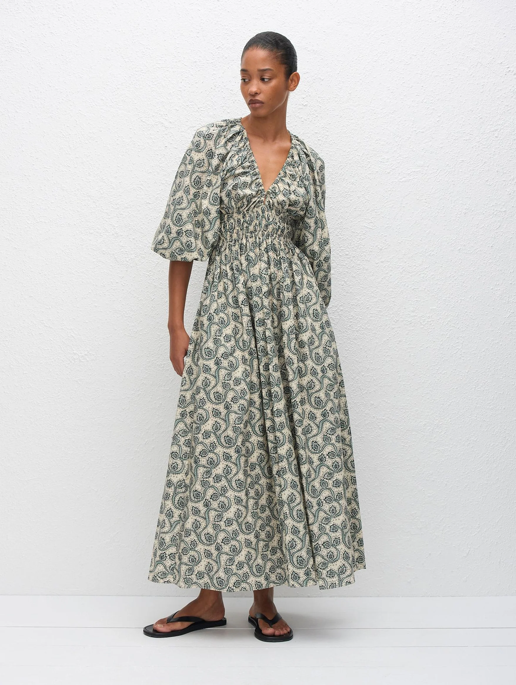 Shirred Plunge Button Dress in Vine - Image 2