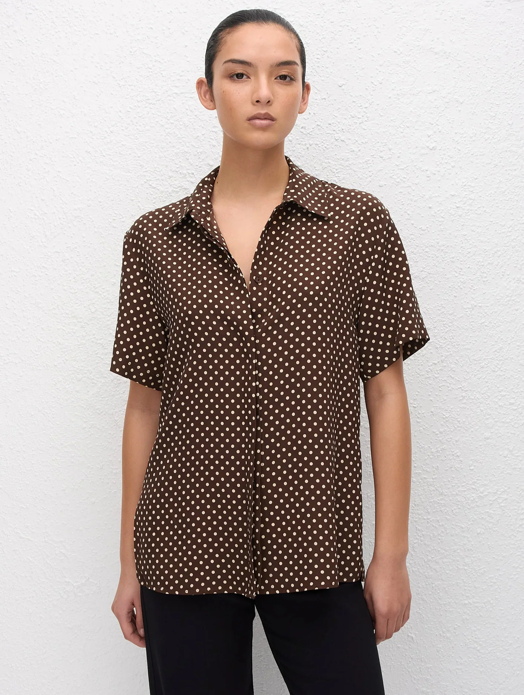Short Sleeve Silk Shirt in Polka Dot Chocolate - Image 3
