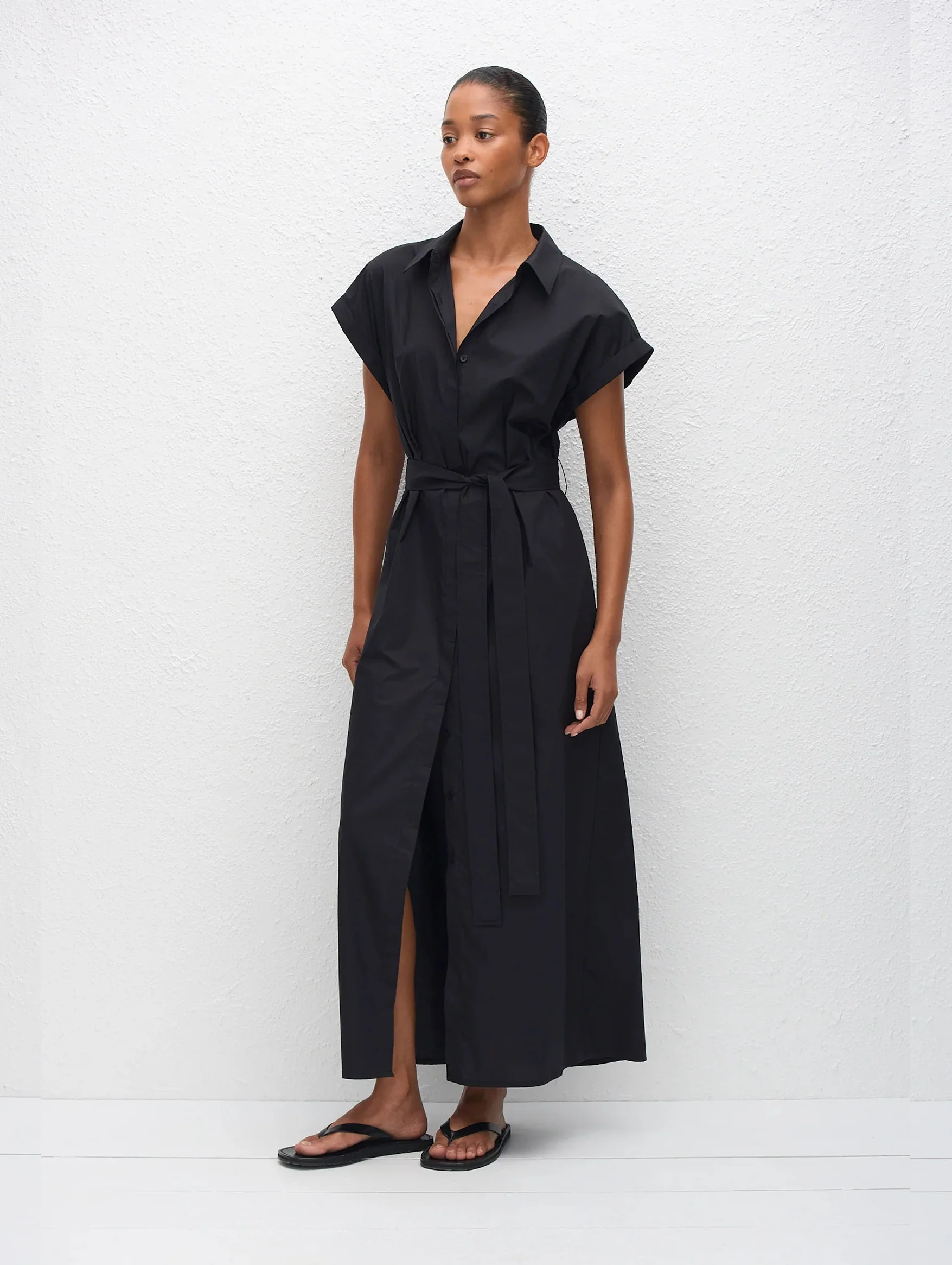 Sleeveless Shirt Dress in Black - Image 4