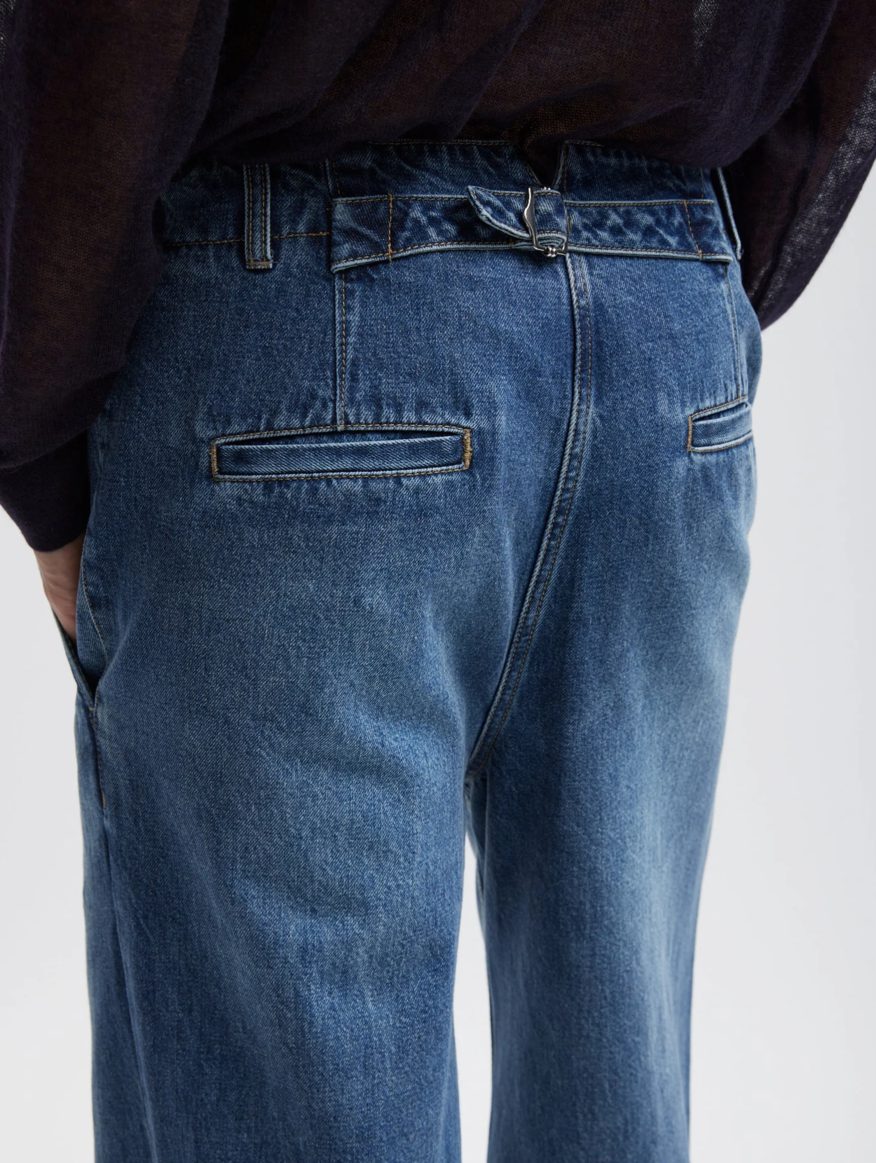 Spring Denim Short Barry Jean in Classic Blue - Image 3