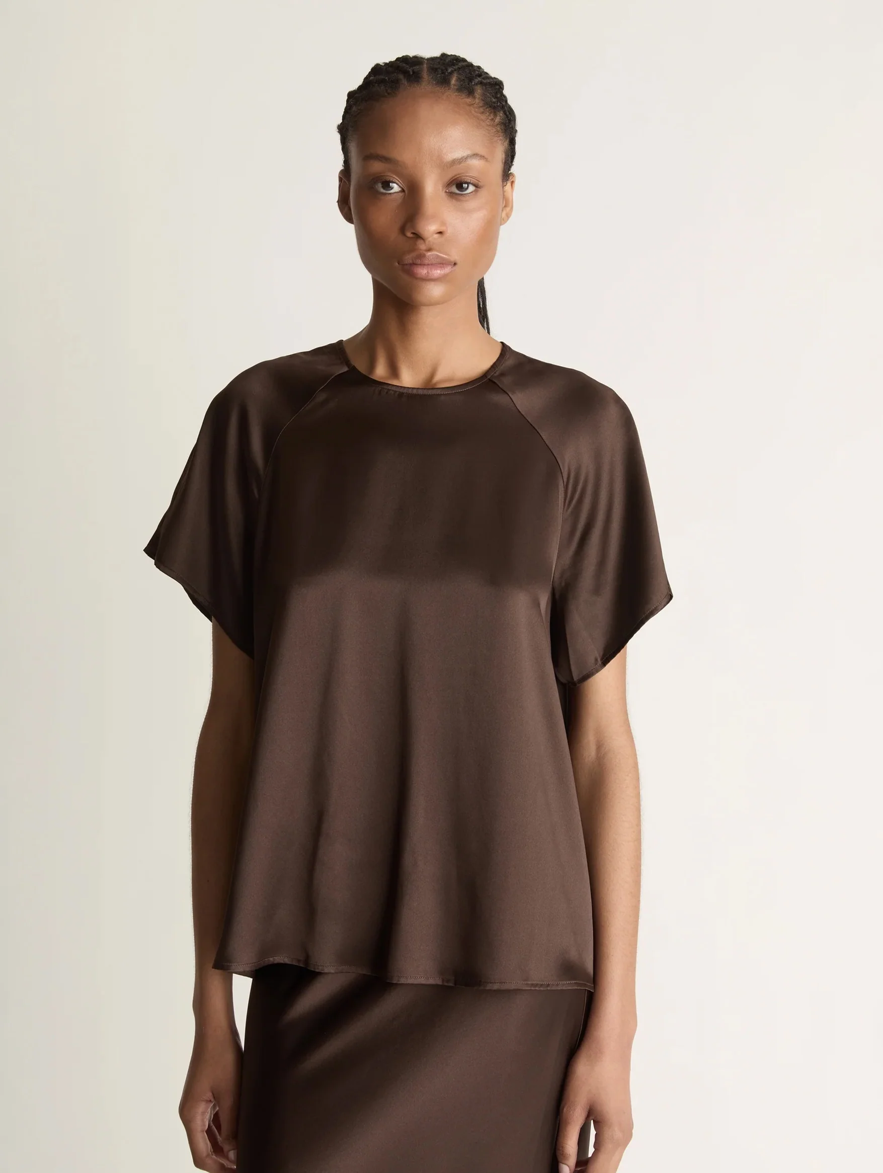 Stella Silk Satin Raglan Tee in Chocolate