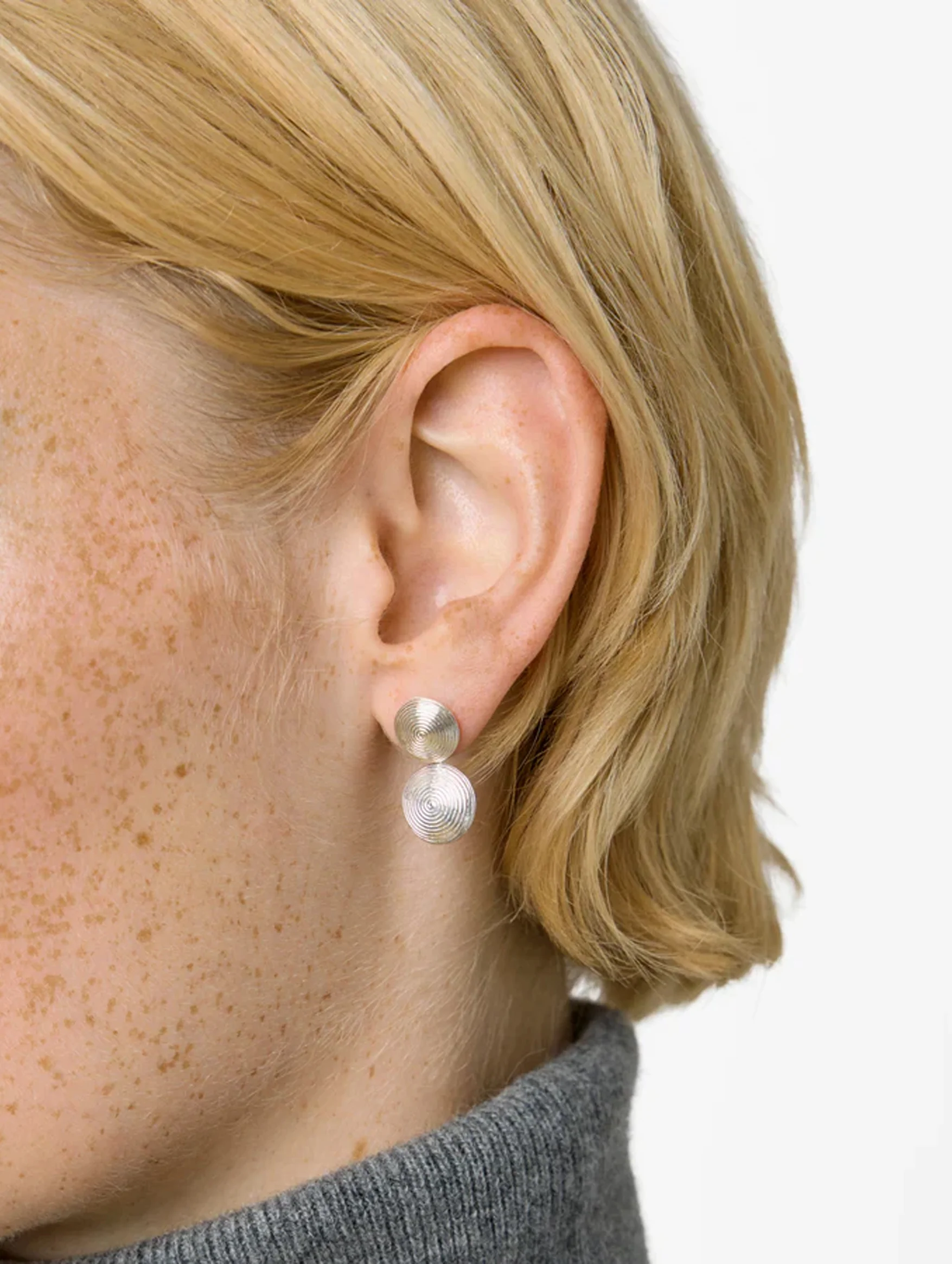 The Rita Earrings in Silver - Image 2