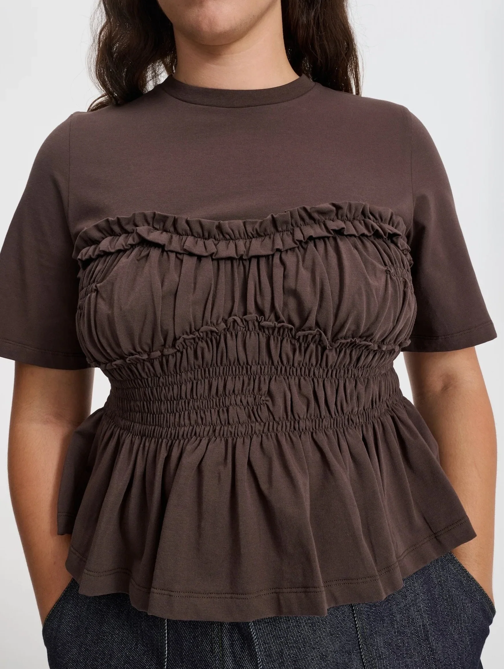 Vilde T-Shirt in Brown - Image 3