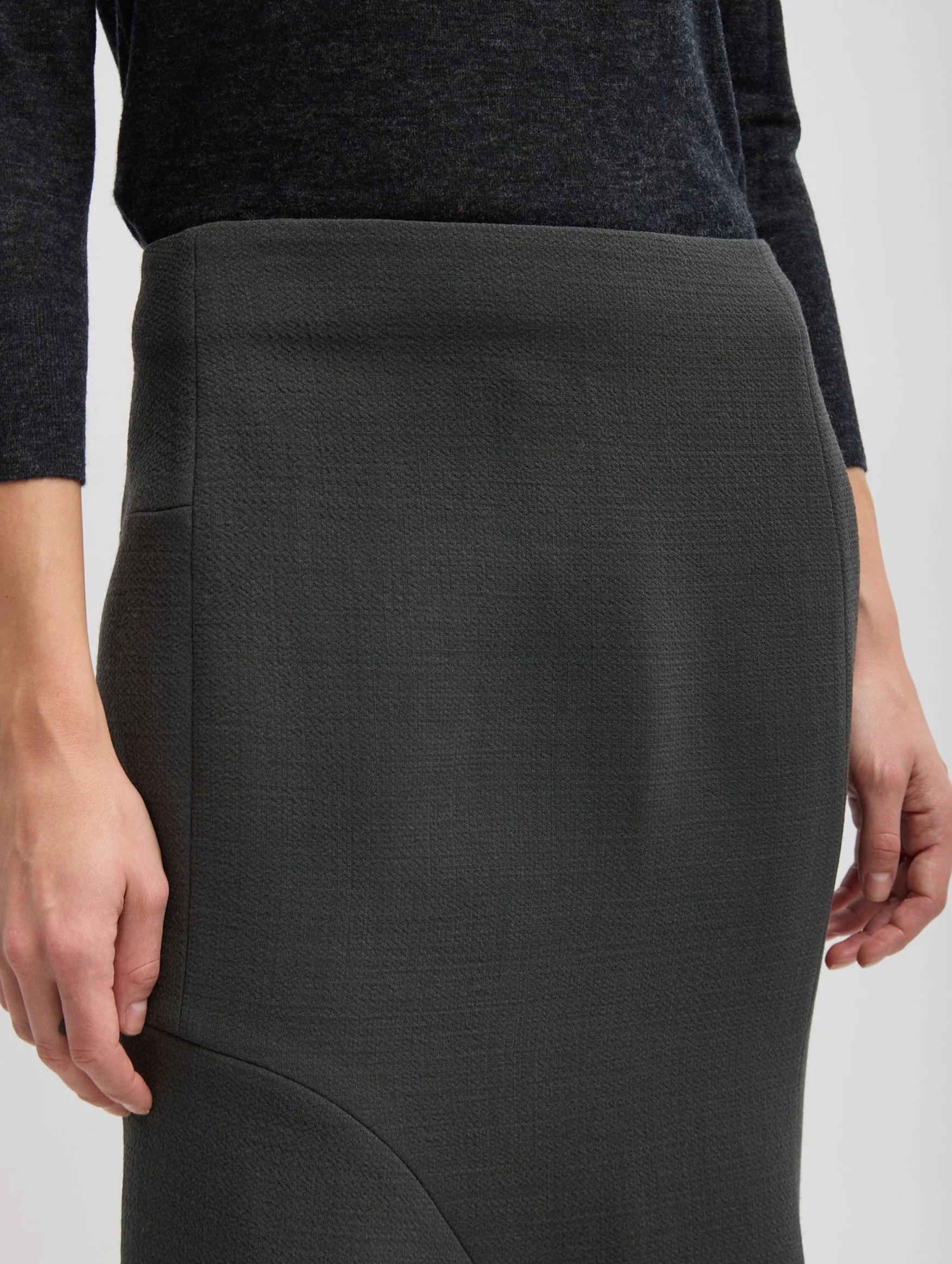 Wool Crepe Marte Fluid Skirt in Dark Grey - Image 6