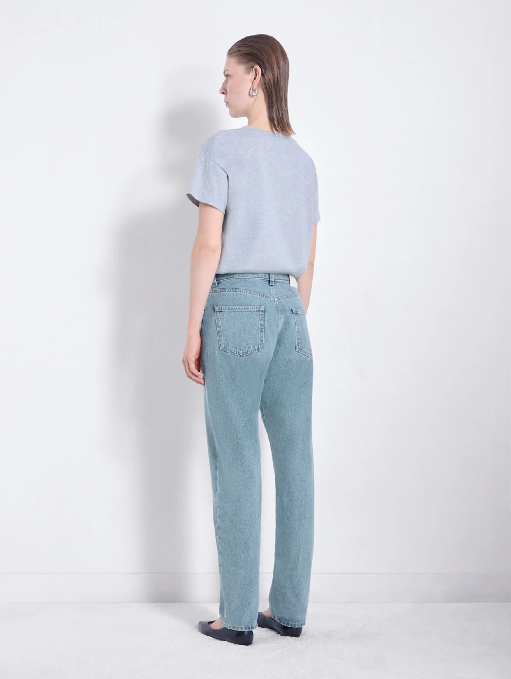 Wular Straight Denim Jeans in Light Blue - Image 5