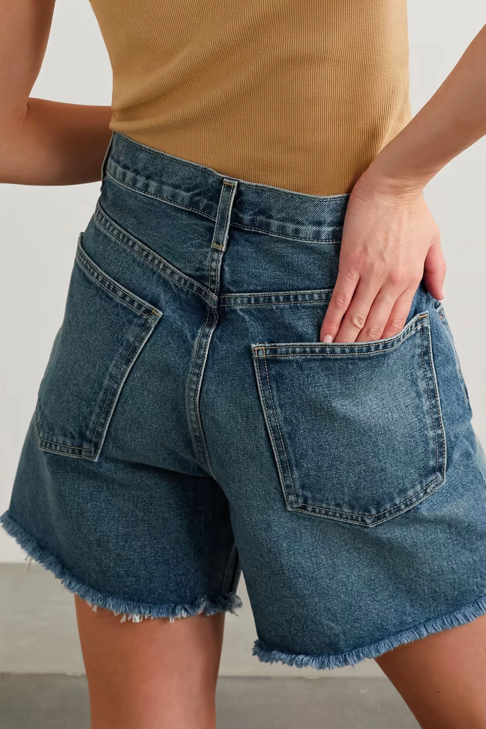 Yoann Denim Short in Simon Wash - Image 4
